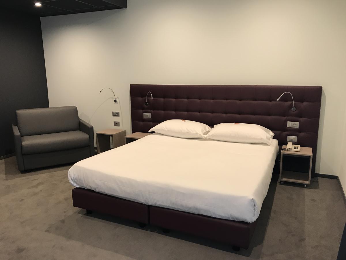 Hotel Carnia Venzone Ngoại thất bức ảnh