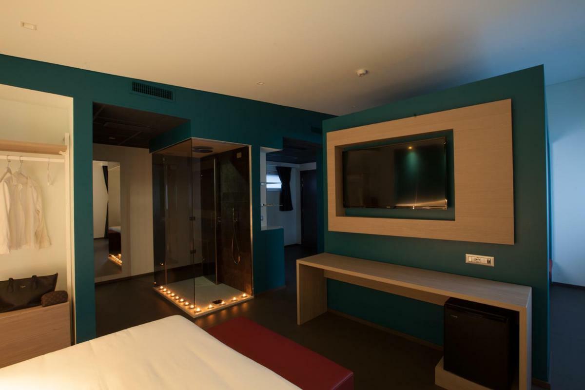 Hotel Carnia Venzone Ngoại thất bức ảnh